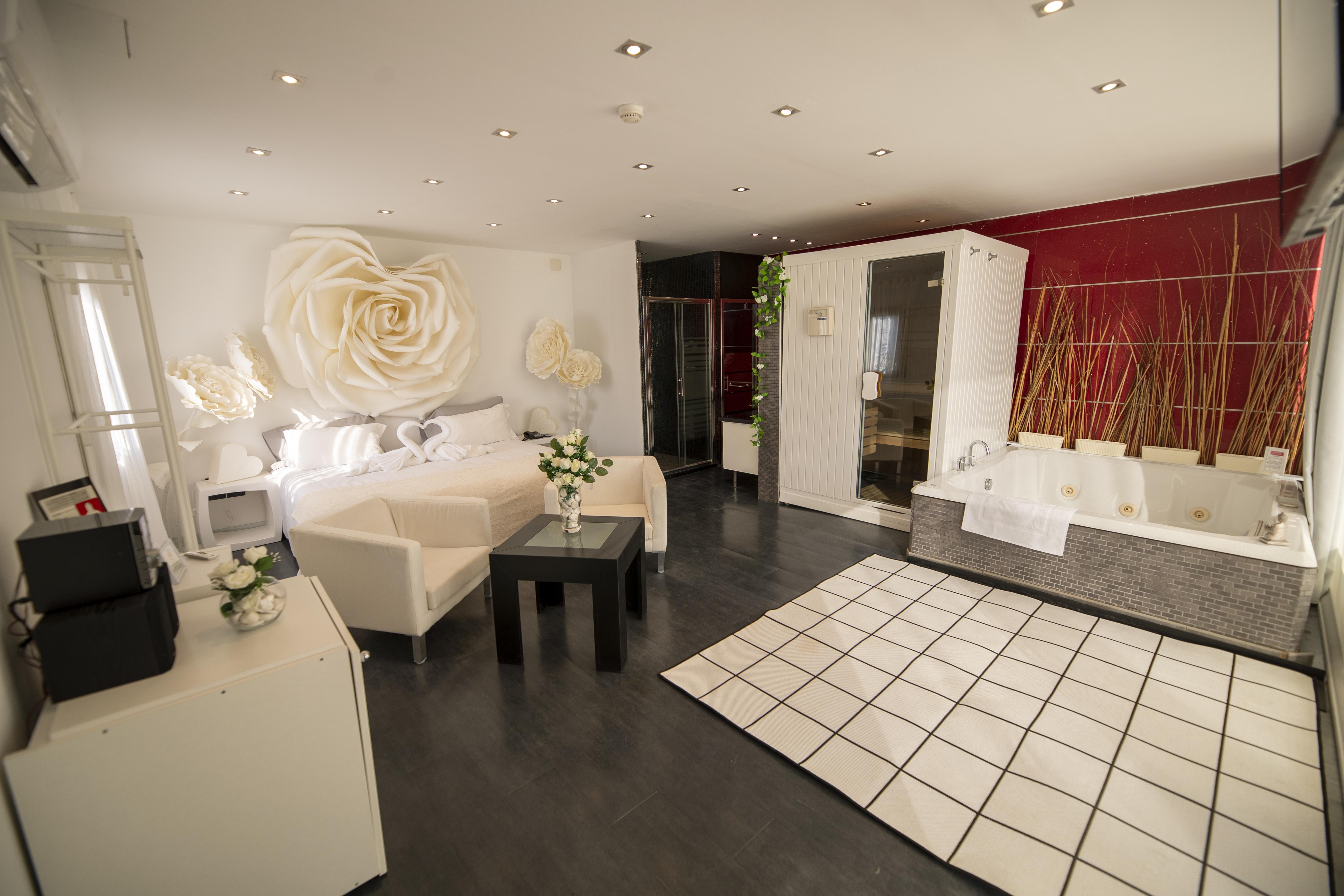 Nastasi Hotel & Spa Lleida Exteriör bild